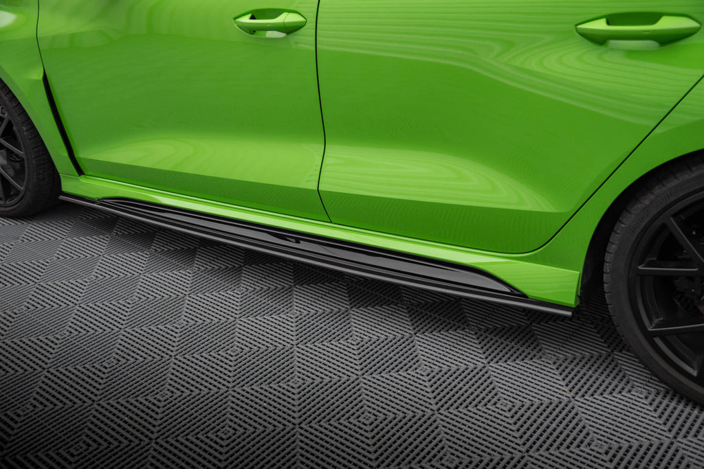 Set di Splitter in Fibra di Carbonio Prepreg Audi RS3 8Y Berlina
