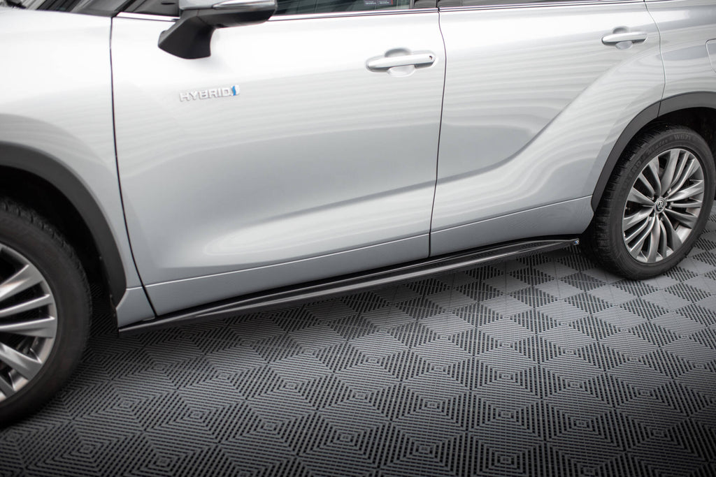 Kit Completo Splitter V.1 compatibile con Toyota Highlander Mk4 (2019-)