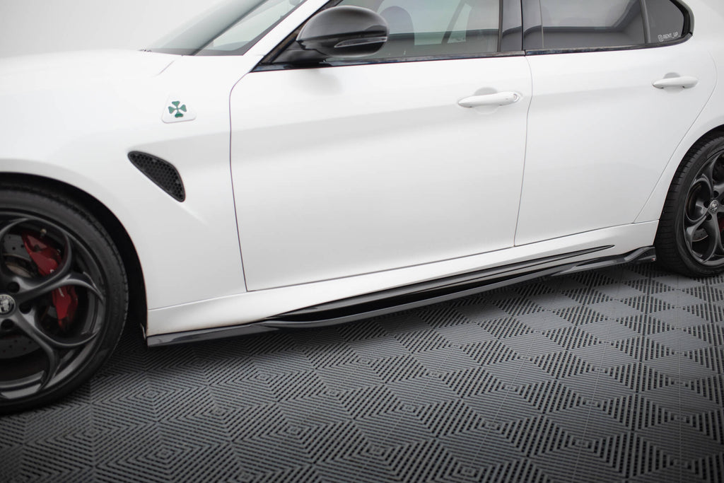 Set di Splitter compatibili con Alfa Romeo Giulia Quadrifoglio 952 (2016-)