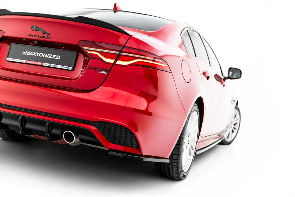 Set di Splitter compatibili con Jaguar XE X760 facelift R-Dynamic (2019-2024)