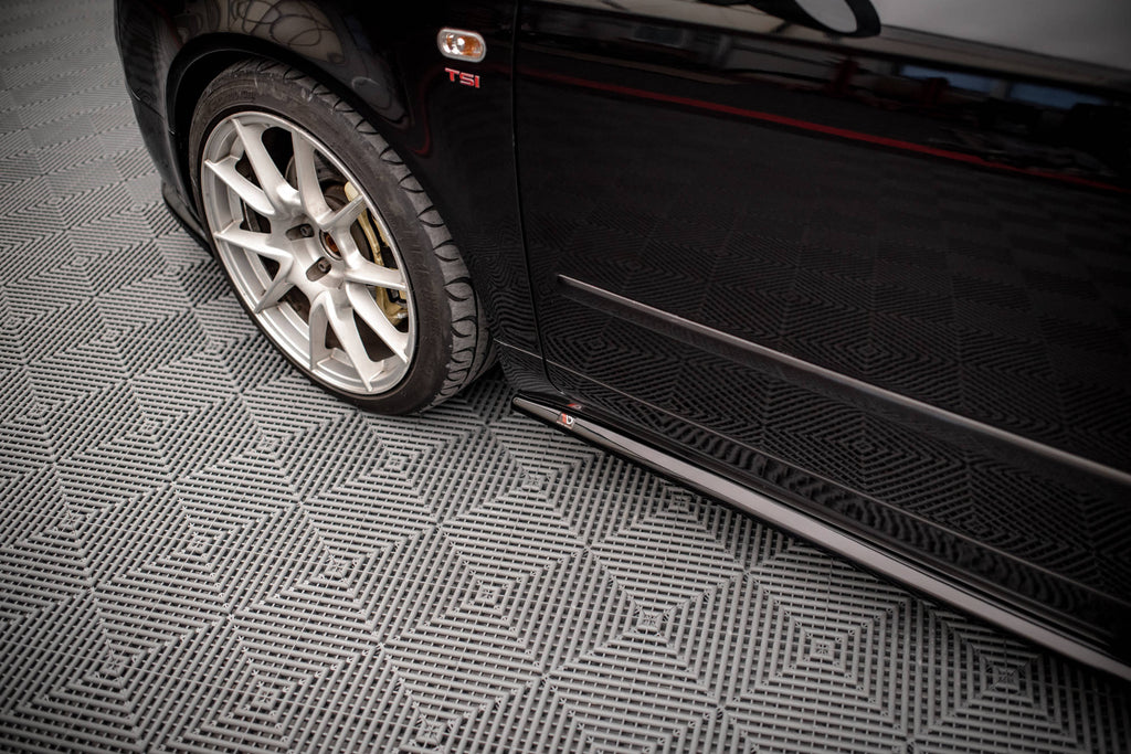 Set di Splitter compatibili con Seat Exeo Mk1 (3R) (2008-2013)