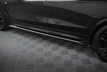 Load image into Gallery viewer, Diffusore sotto minigonna BMW X7 G07 Facelift dettaglio