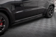 Carica l'immagine nel visualizzatore di Gallery, Diffusori sotto minigonne Maxton Jeep Grand Cherokee SRT WK2 Facelift
