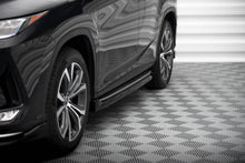 Carica l'immagine nel visualizzatore di Gallery, Diffusori Sotto Minigonne Versione con Predellini OEM Lexus RX Mk4 Facelift