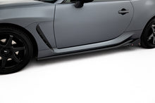 Carica l'immagine nel visualizzatore di Gallery, Diffusori Sotto Minigonne V.1 con Flap Toyota GR86 Mk1 Maxton Design
