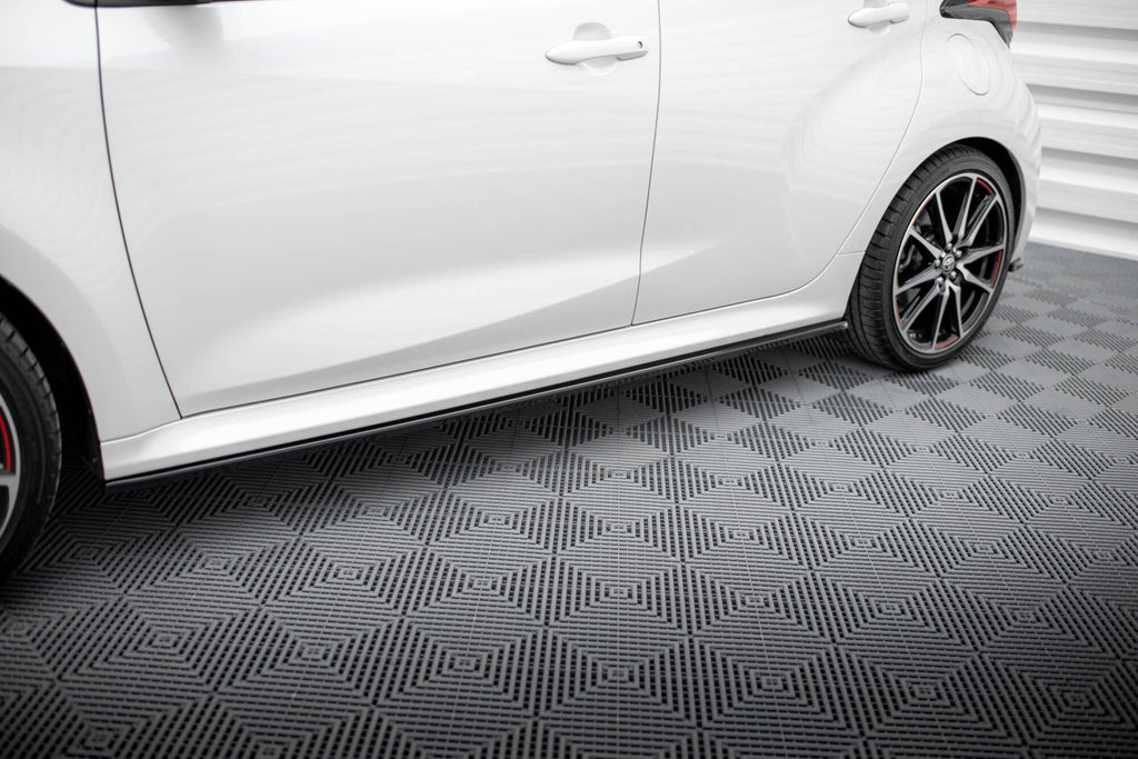 Diffusori Sotto Minigonne V.2 compatibili con Toyota Yaris GR Sport Mk4 (2019-)