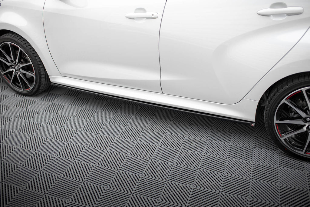 Diffusori Sotto Minigonne V.2 compatibili con Toyota Yaris GR Sport Mk4 (2019-)