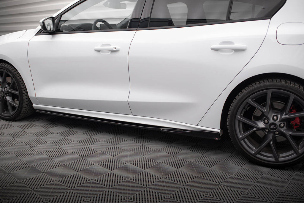 Diffusori Sotto Minigonne V.4 compatibili con Ford Focus ST / ST-Line Mk4 Facelift (2021-)