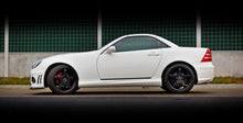 Load image into Gallery viewer, Minigonne Mercedes SLK R170 Maxton Design vettura