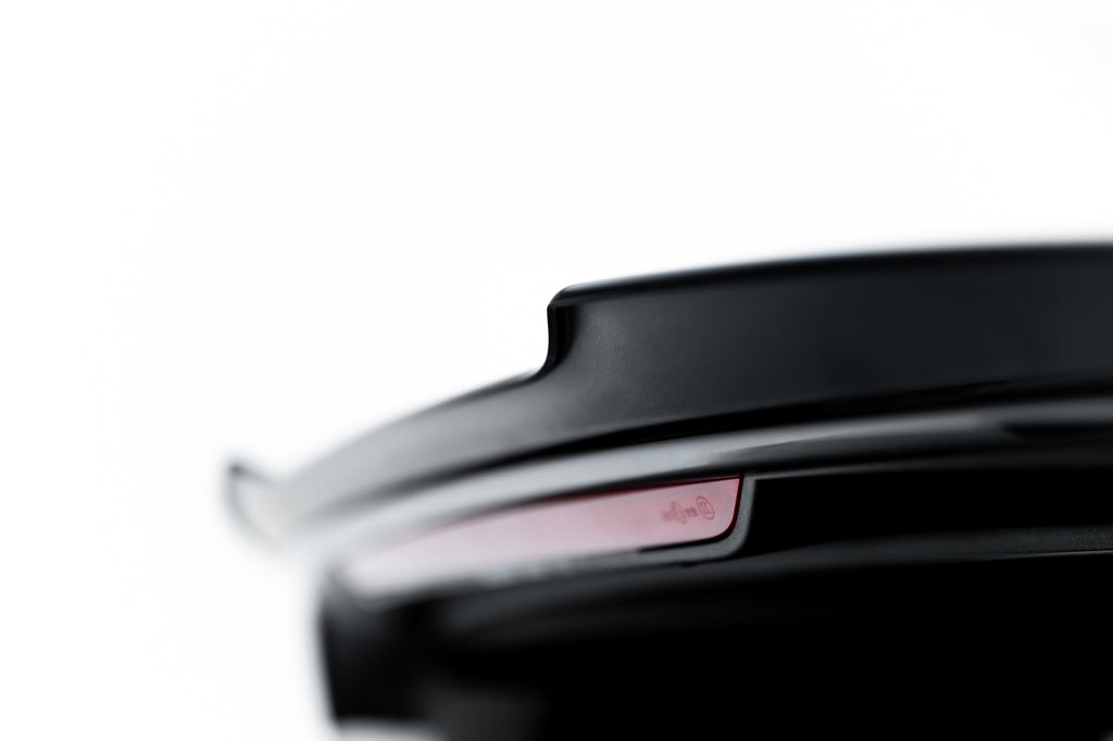Estensione Spoiler V.1 Volkswagen Golf Standard / GTE / GTD / R-Line Mk8 / Mk8 Facelift (2019-)
