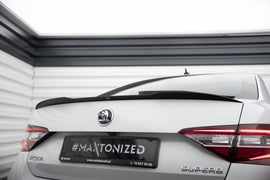 Estensione Spoiler V.2 compatibile con Skoda Superb Liftback Mk3 / Mk3 Facelift (2015-2024)
