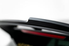 Estensione Spoiler V.2 Volkswagen Golf GTI Clubsport / R-Performance Mk8 / Mk8 Facelift (2019-)