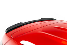 Carica l'immagine nel visualizzatore di Gallery, Estensione spoiler Maxton Design MG ZS Mk2 vista posteriore