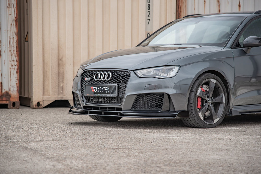 Set Street Pro frontale montato su Audi RS3 8V Sportback
