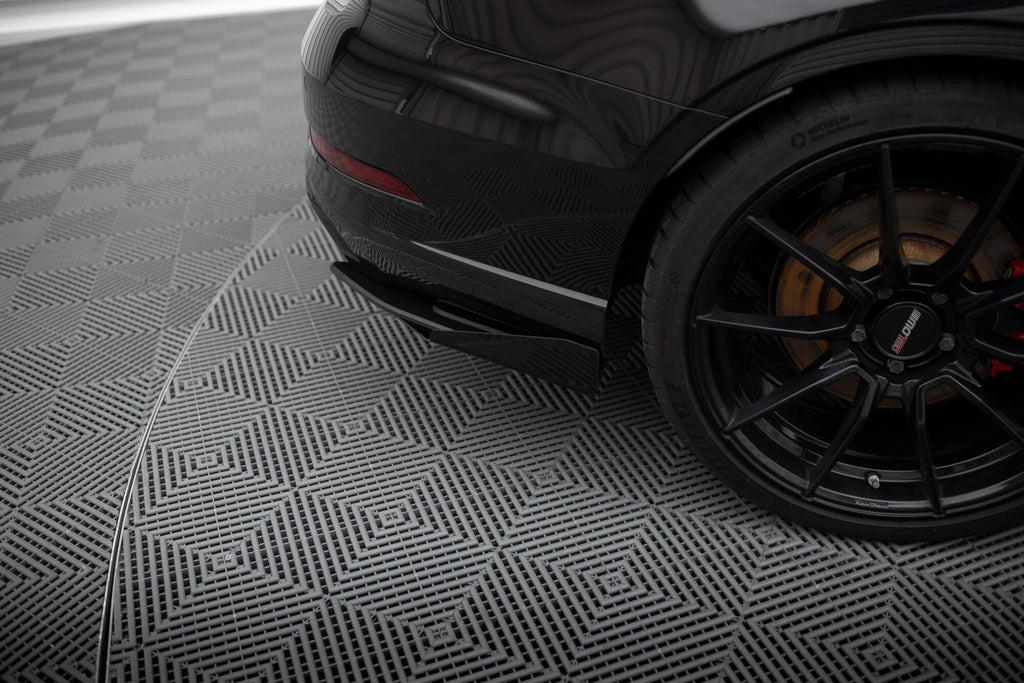Splitter Laterali Posteriori con Flap Street Pro Audi RS3 Berlina 8V Facelift