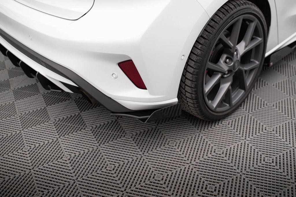 Splitter laterali posteriori e flap Maxton Design Focus ST Mk4