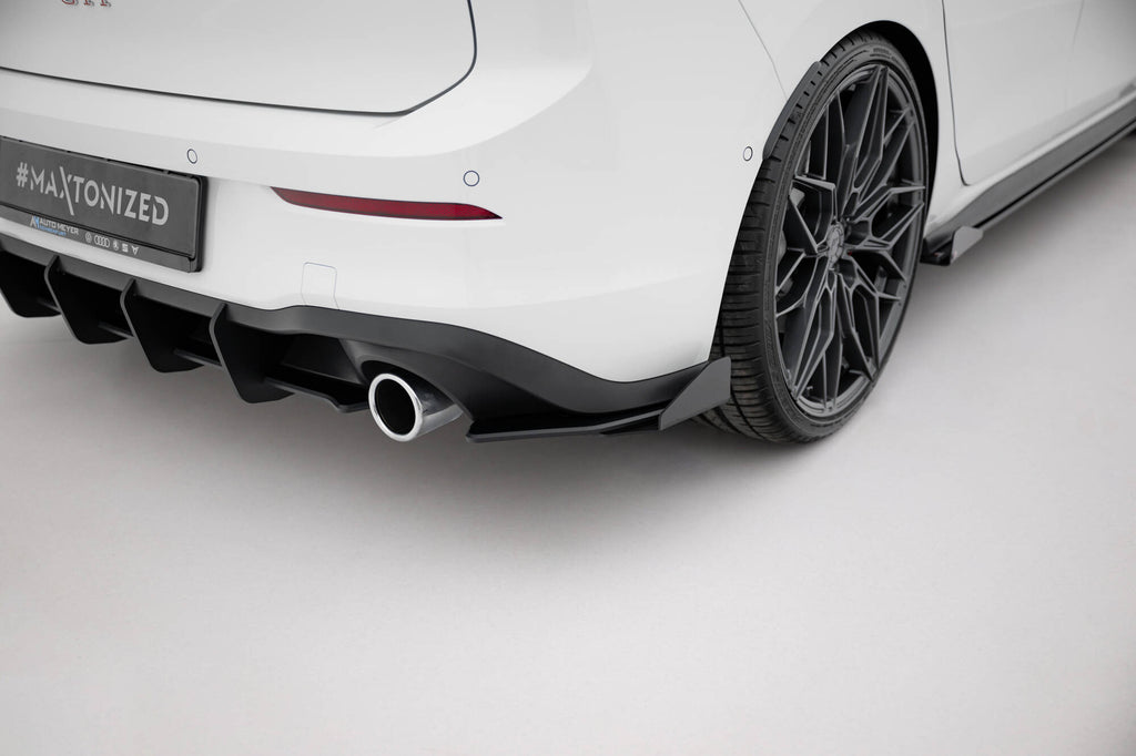 Splitter Laterali Posteriori Street Pro + Flap Volkswagen Golf Mk8