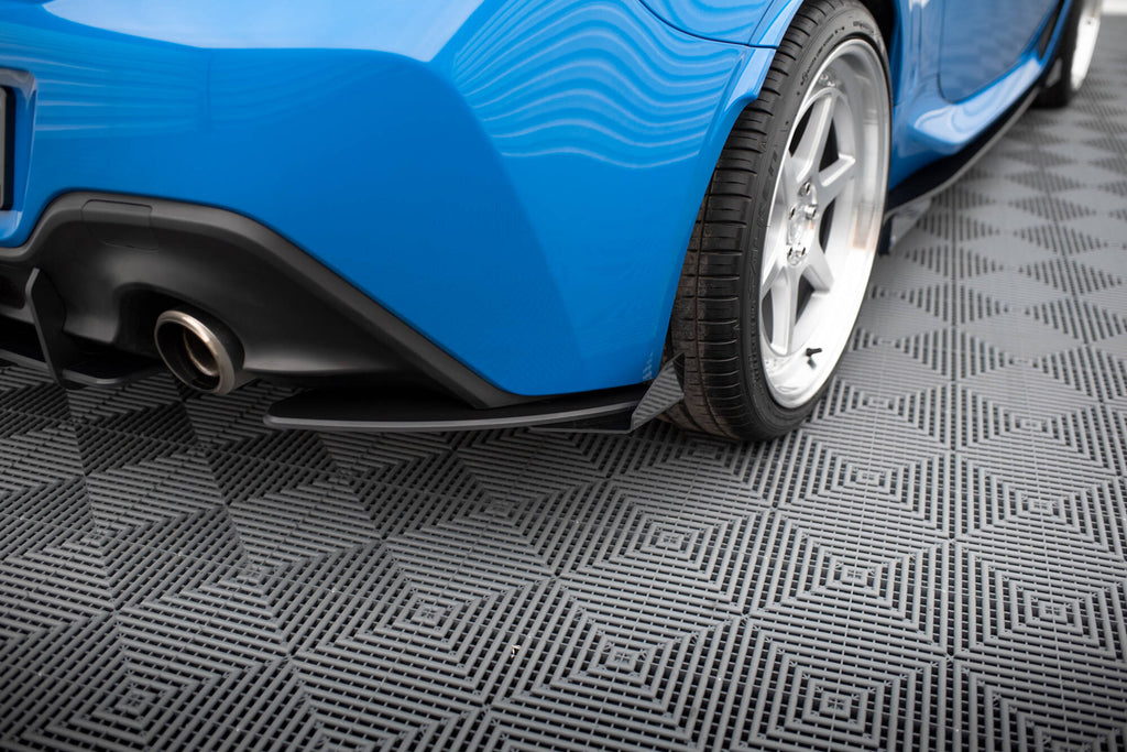 Splitter Laterali Posteriori V.1 con Flap Street Pro Toyota GR86 Mk1 Maxton Design
