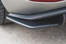 Carica l'immagine nel visualizzatore di Gallery, Splitter Laterali Posteriori Street Pro V.1 VW Golf 7 GTI