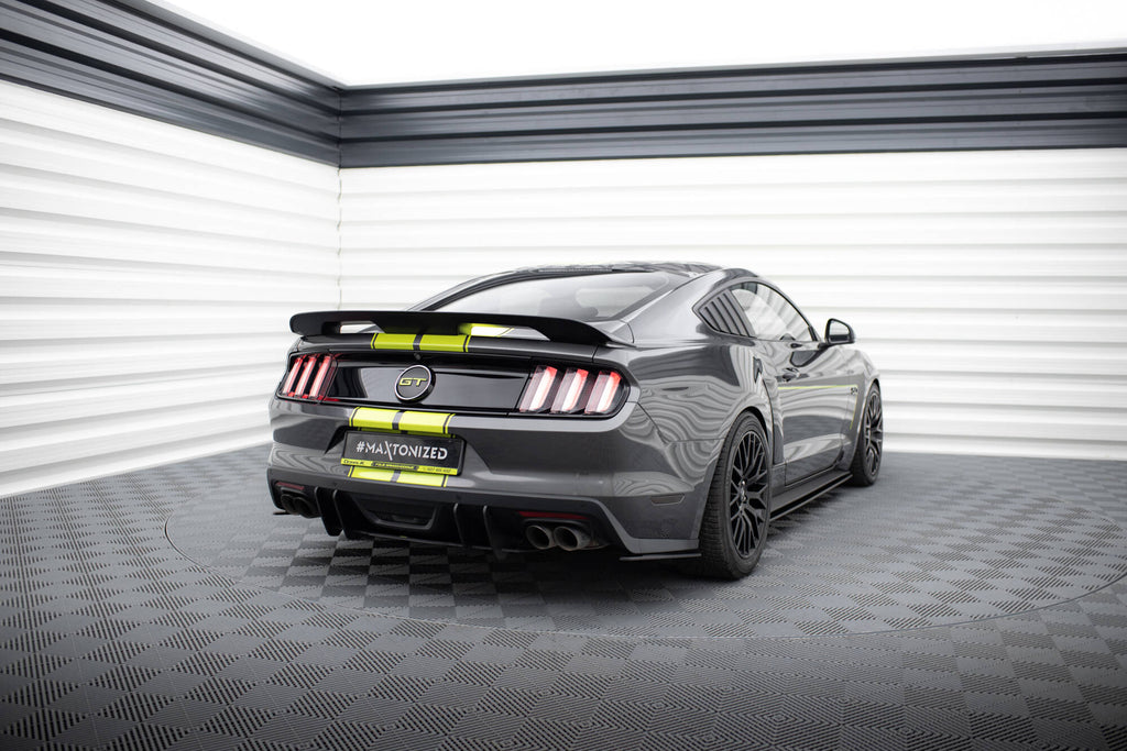 Splitter Laterali Posteriori compatibili con Ford Mustang Mk6 Facelift GT (2014-2023)