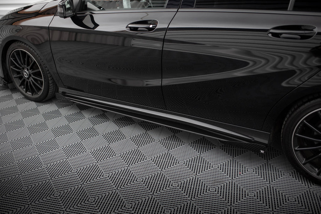 Diffusori Sotto Minigonne con Flap Mercedes-Benz Classe A AMG-Line W176 facelift Street Pro (2015-2018)