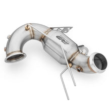 Carica l'immagine nel visualizzatore di Gallery, Downpipe sportivo Mercedes-Benz AMG CLA 45 in acciaio inox 88,9mm