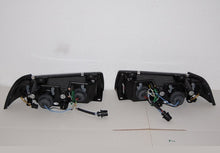 Carica l'immagine nel visualizzatore di Gallery, Fari Anteriore Day Light BMW E36 '92 4P. Black BMW E36