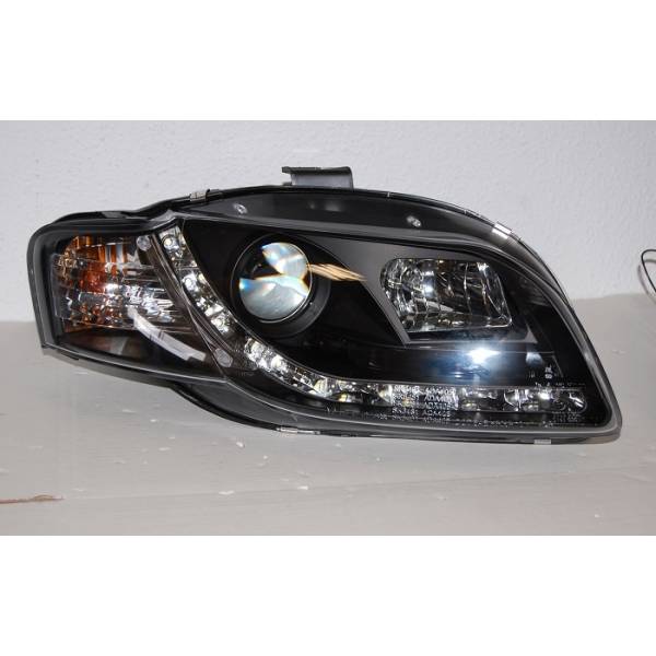 Fari Anteriori Day Light Audi A4 B7 05-08