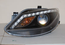 Carica l'immagine nel visualizzatore di Gallery, Fari Anteriori Day Light Seat Ibiza 09 Luz Dia Black Interm. Led Seat Ibiza