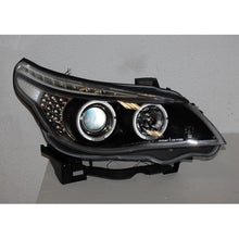 Carica l&#39;immagine nel visualizzatore di Gallery, Fari Anteriori Day Light BMW Serie 5 E60 / E61 &#39;03-&#39;07 Lampeggiante A Led