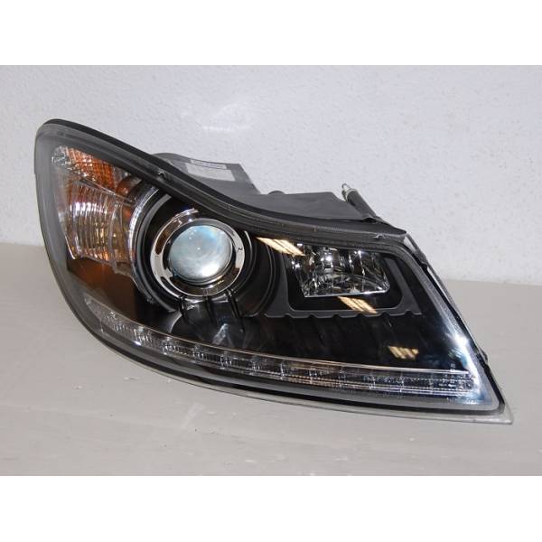 Fari Anteriori Day Light Skoda Octavia '09 Black