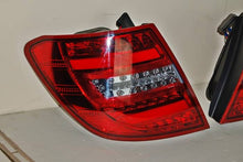 Carica l'immagine nel visualizzatore di Gallery, Fanali Posteriori Cardna Mercedes W204 2011-2014 Led Red Clear Mercedes W204