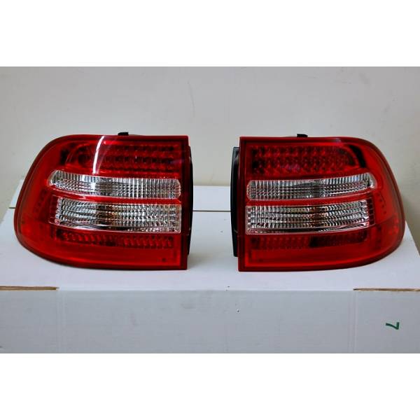 Fanali Posteriori Porsche Cayenne '03 Led Red