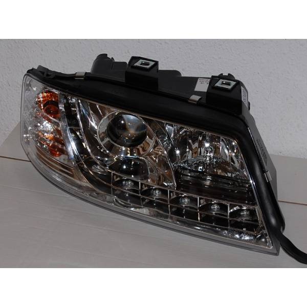 Fari Anteriori Day Light Audi A6 C5 99-00