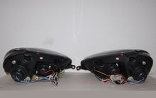 Carica l'immagine nel visualizzatore di Gallery, Fari Anteriori Day Light Volkswagen Golf 5 Neri Volkswagen Golf V