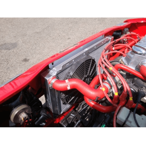 Aggiornamento del radiatore in lega AIRTEC Motorsport con nucleo da 40 mm per Fiesta Mk2 XR2 - dettaglio 7