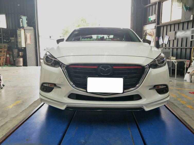 Lip Paraurti Anteriore MK Style SK-Import Nero Mazda 3 BP Facelift 5 Porte - foto 4