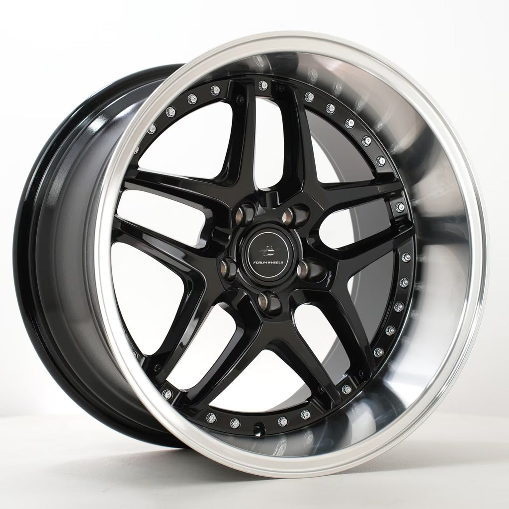 Cerchio Forum Vice 18x10.5 nero con bordo lucidato