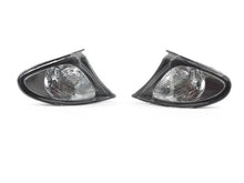 Carica l'immagine nel visualizzatore di Gallery, Frecce anteriori DEPO interno nero trasparenti BMW Serie 3 E46 berlina