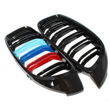 Carica l'immagine nel visualizzatore di Gallery, Griglie anteriori per BMW 4 F32 / F33 / F36 13-20 M4 stile con doppio griglia Tri-colore nere lucide 2pcs