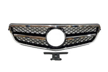 Carica l'immagine nel visualizzatore di Gallery, Griglia Mercedes W204 2007-2014 Look AMG Mercedes W204