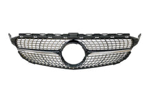 Carica l'immagine nel visualizzatore di Gallery, Griglia Mercedes W205 2014-2018 Look Diamond Chromed Mercedes W205