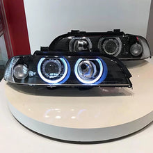 Carica l'immagine nel visualizzatore di Gallery, Set fari anteriori per BMW 5 E39 95-03 Angel Eyes restyling LCI stile nero H7/H7 manuale Carner