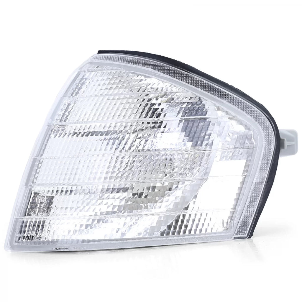 Freccia bianco sinistro TYC per Mercedes Classe C W202 / S202 93-01