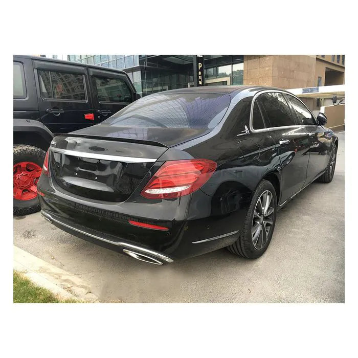 CarbonWorks Spoiler posteriore in carbonio per Mercedes-Benz Classe E W213 dal 2016 - foto 5