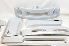 Carica l'immagine nel visualizzatore di Gallery, Kit Ampliamento Renault Clio 02 V6 Renault Clio