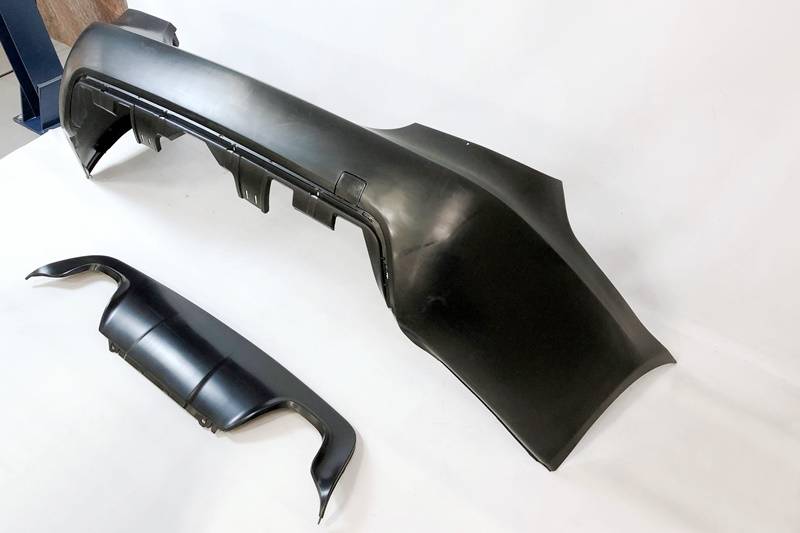 Body Kit BMW E60 04-09 Look M-Tech ABS Doppia Uscita BMW E60,E61