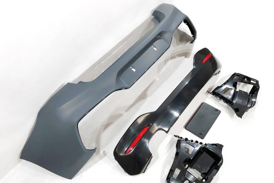 Body Kit BMW F20 LCI 15-19 look M-Tech 1 Uscita BMW F20