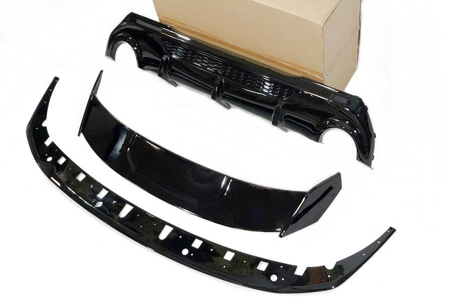 Body Kit BMW F40 Look M Performance Nero lucido BMW F40