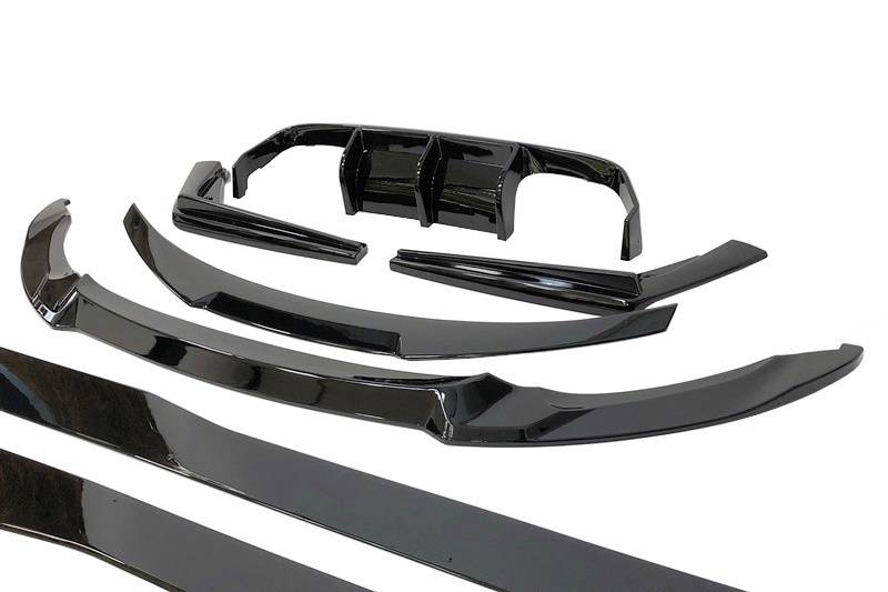 Body Kit BMW F82 / F83 M4 Nero lucido Look CS BMW F80 / F82